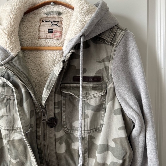 Triple five soul Camouflage Hooded Jacket - Picture 2 of 8